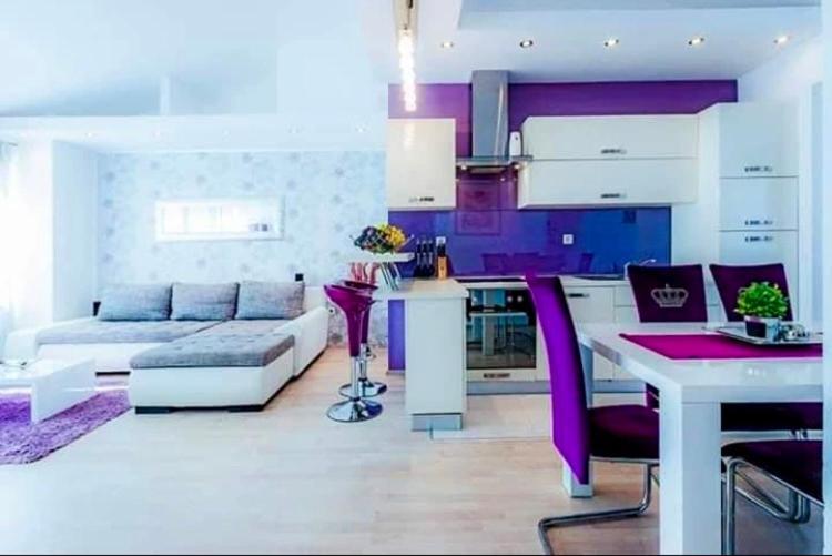 Stylish Suburb With Private Parking & Wifi, Between Centre And Brijuni Pristine Seaside Apartman Pula